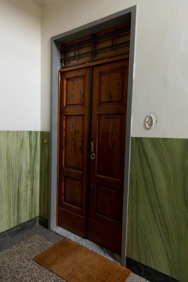 Modern Apartments In The Heart Of Флоренция Экстерьер фото