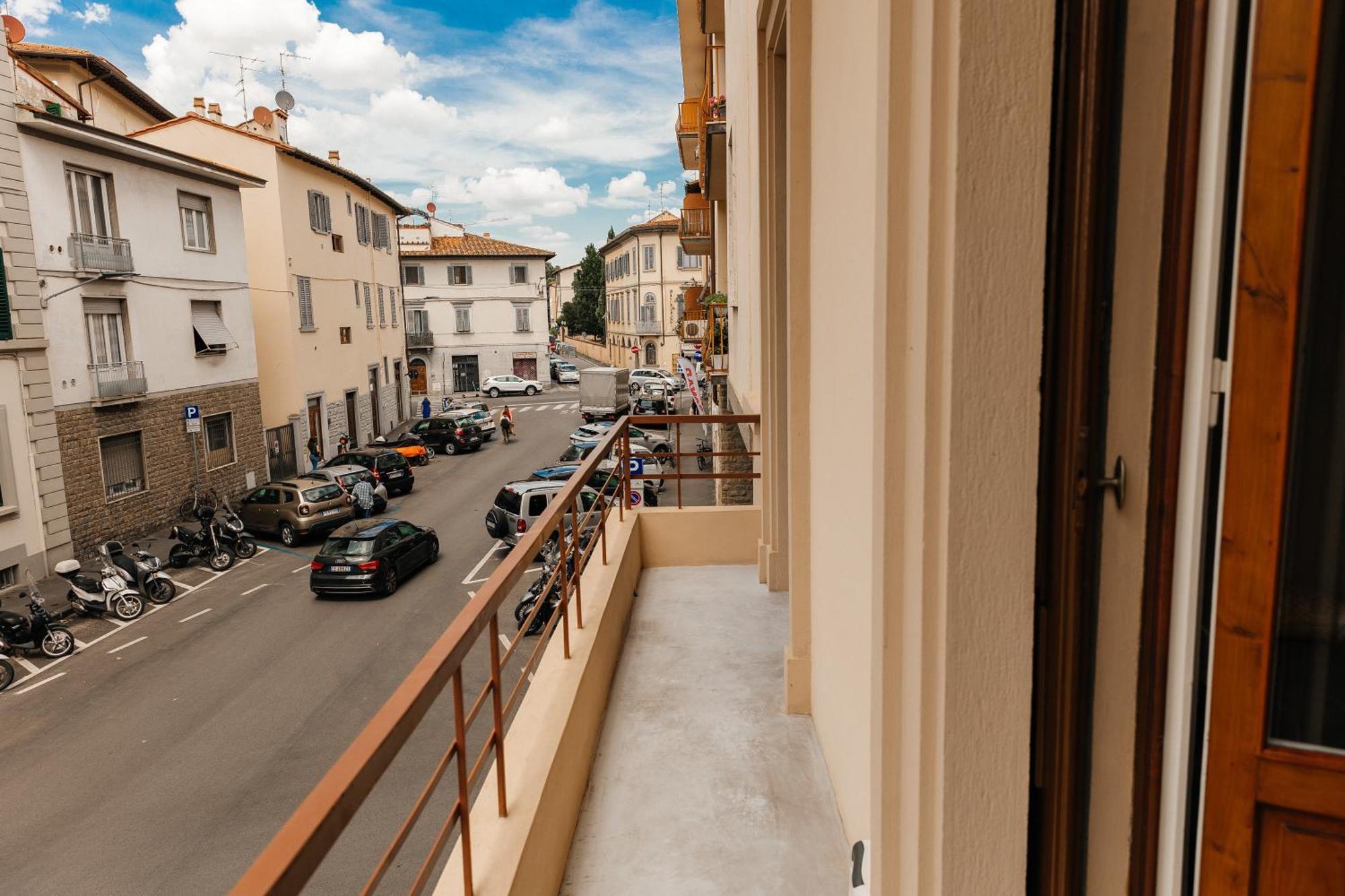 Modern Apartments In The Heart Of Флоренция Экстерьер фото